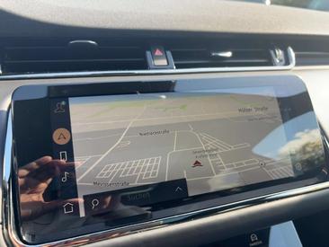 Land Rover Range Rover Evoque D200 — photo 19