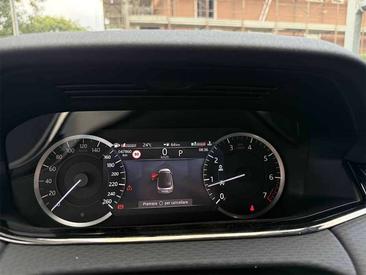 Land Rover Range Rover Evoque P250 (2022) — photo 12