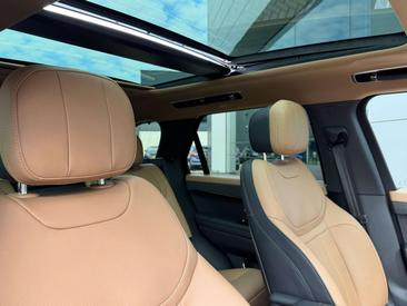 Land Rover Range Rover Sport P550e — photo 15