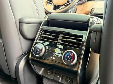 Land Rover Range Rover Sport P550e — photo 24