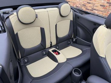Mini Cabriolet Cabriolet Cooper C — photo 18