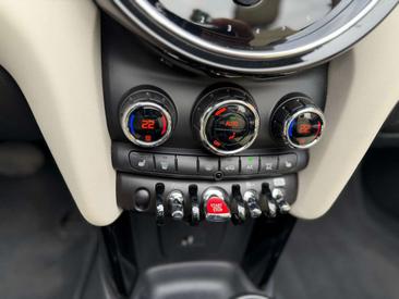 Mini Cabriolet Cabriolet Cooper C — photo 22