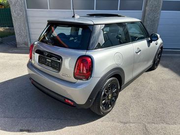 Mini 3 Portes Berline Cooper SE — photo 14