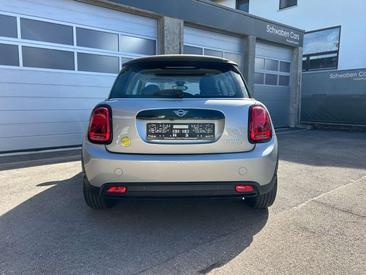 Mini 3 Portes Berline Cooper SE — photo 16