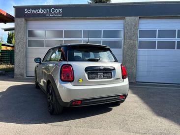 Mini 3 Portes Berline Cooper SE — photo 21