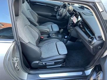 Mini 3 Portes Berline Cooper SE — photo 26