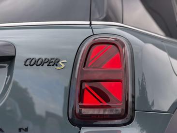 Mini Countryman Cooper SE ALL4 — photo 12