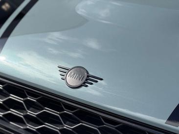 Mini Countryman Cooper SE ALL4 — photo 15