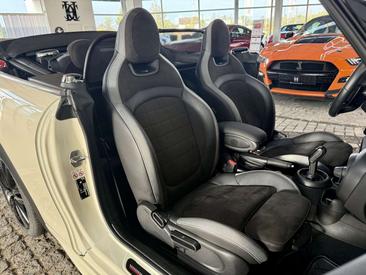 Mini Cabriolet Cabriolet Cooper S — photo 33