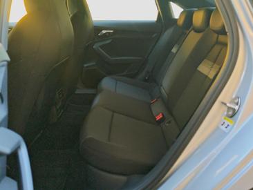 Audi A3 30 TFSI S Tronic — photo 10