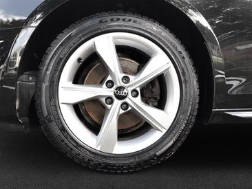 Audi A4 Avant 35 TDI — photo 6