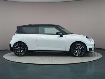 Mini Cooper Electric Berline Cooper SE — photo 6