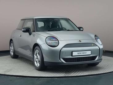Mini Cooper Electric Berline Cooper SE — photo 2