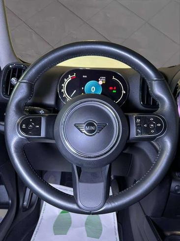 Mini Countryman Berline Cooper — photo 9