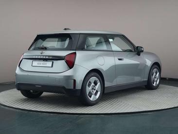 Mini Cooper Electric Berline Cooper SE — photo 10