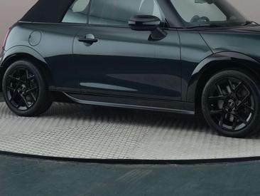 Mini Cabriolet Cabriolet Cooper C — photo 17