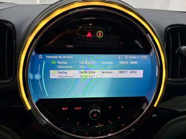 Mini Countryman Cooper SE ALL4 — photo 27