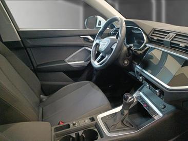 Audi Q3 Sportback TFSI E 45 TFSI E S Tronic — photo 14