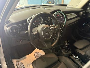 Mini 5 Portes Berline Cooper S — photo 8