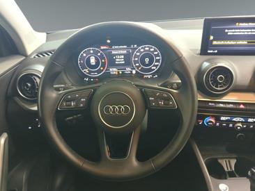 Audi Q2 30 TDI — photo 11