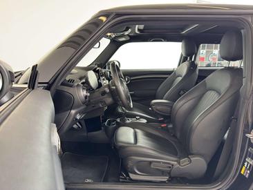 Mini 3 Portes Berline Cooper SE — photo 7