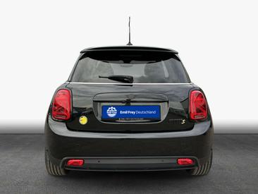 Mini 3 Portes Berline Cooper SE — photo 4