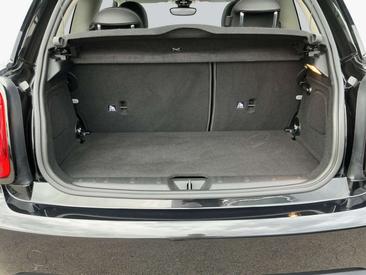 Mini 3 Portes Berline Cooper SE — photo 7