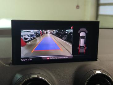 Audi Q2 30 TDI — photo 20