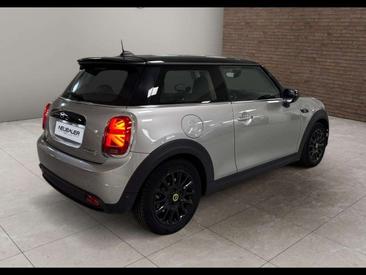 Mini 3 Portes Berline Cooper SE — photo 2