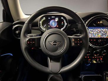 Mini 3 Portes Berline Cooper SE — photo 9