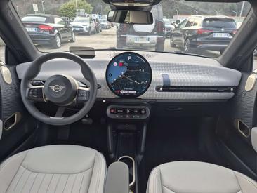 Mini 3 Portes Berline Cooper SE — photo 8