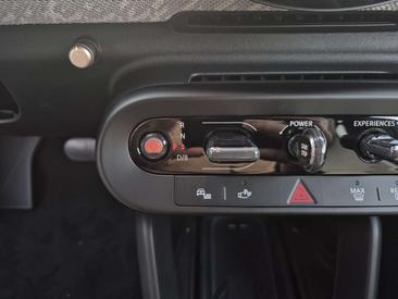 Mini 3 Portes Berline Cooper SE — photo 10