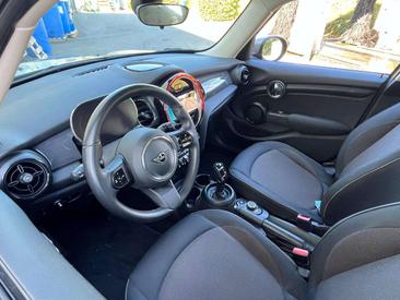 Mini 3 Portes Berline One — photo 5