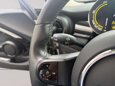Mini 3 Portes Berline Cooper SE — photo 19
