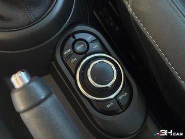 Mini 3 Portes Berline Cooper C — photo 19