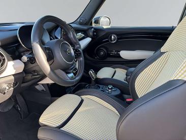 Mini 3 Portes Berline Cooper SE — photo 7