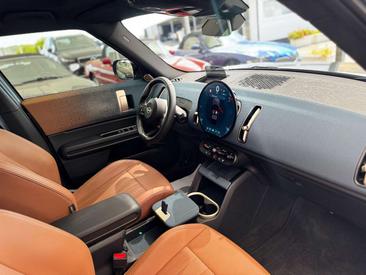 Mini Countryman COOPER D — photo 7