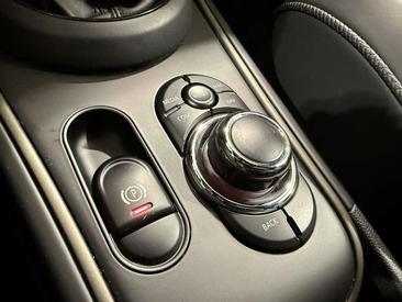 Mini Countryman Cooper SE ALL4 — photo 24