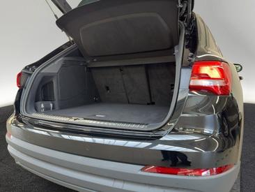 Audi Q3 TFSI E 45 E — photo 7
