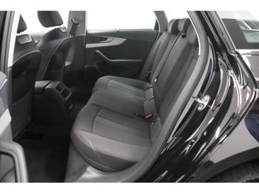 Audi A4 Avant Advanced 40 TDI S Tronic — photo 11