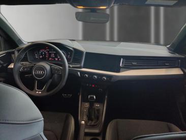 Audi A1 Sportback 30 TFSI — photo 10