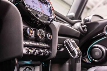 Mini Cabriolet Cabriolet Cooper C — photo 27