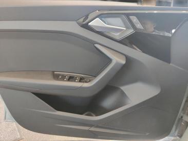 Audi A1 Sportback 30 TFSI — photo 14