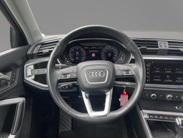 Audi Q3 Sportback 40 TDI Quattro — photo 11