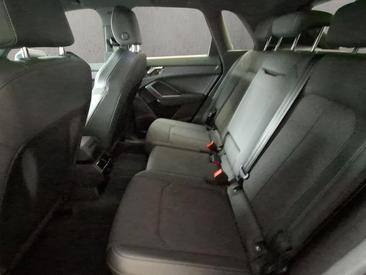 Audi Q3 TFSI E 45 E — photo 14