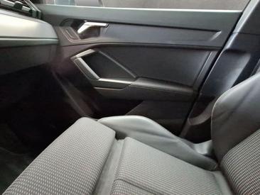 Audi Q3 TFSI E 45 E — photo 16