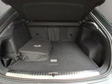 Audi Q3 TFSI E 45 E — photo 19