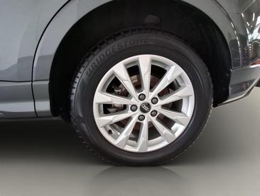 Audi Q3 TFSI E 45 E — photo 20