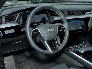 Audi E-tron S S E-tron Quattro — photo 6