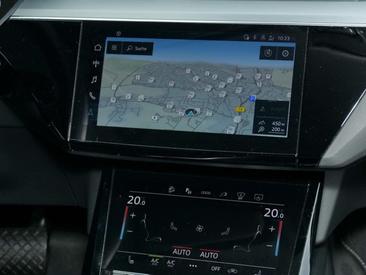 Audi E-tron S S E-tron Quattro — photo 7